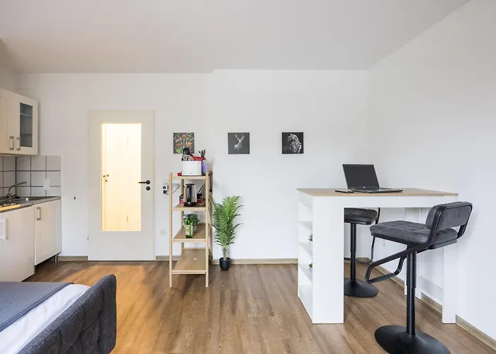 Citywest Apartment - Mit Balkon